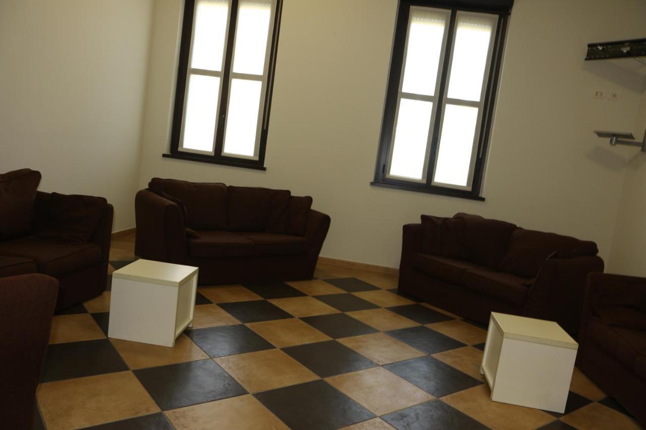Student'S Hostel بارما المظهر الخارجي الصورة